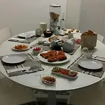 La Gnostra Bed & Breakfast 3*
